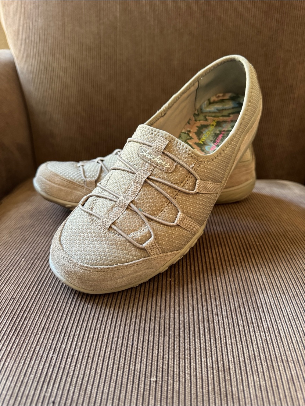 Skechers Women's Breathe Easy Sneaker